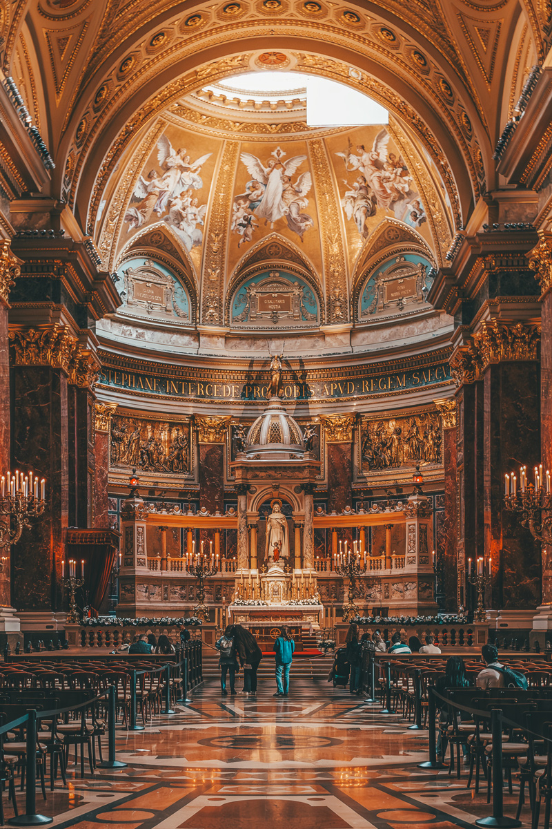 Ornate golden interior of St Stephen's Basilica, Budapest